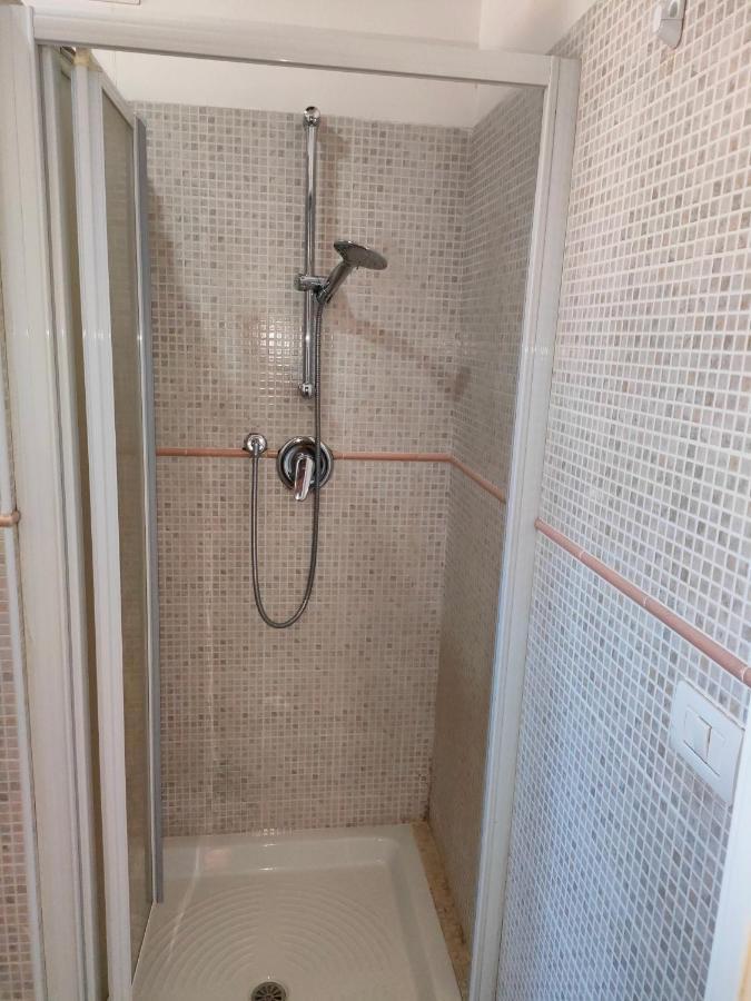Da Ale - In Centro A San Benedetto Apartment San Benedetto del Tronto Luaran gambar